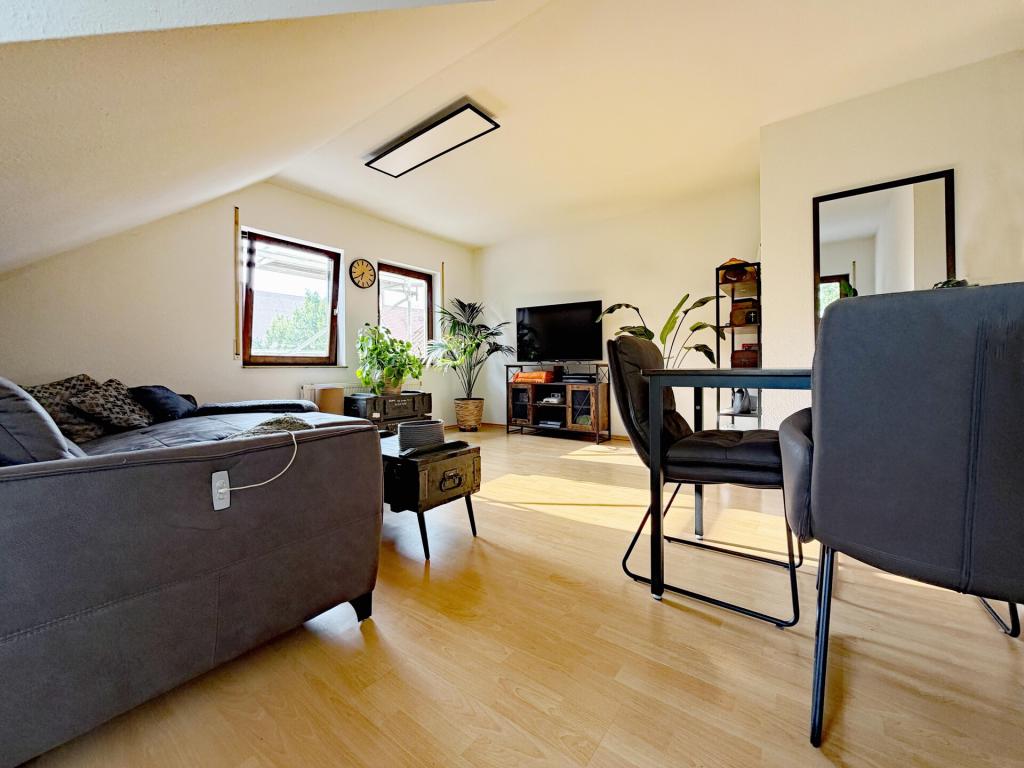 Einziehen & Losleben. 2 Zimmer auf ca. 49 m². Extra Raum für Hobby & Lieblingsprojekte + Stellplatz. - Foto 1