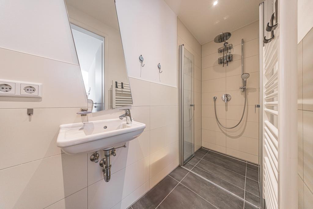 Leipzig - Altlindenau | Badezimmer (Untere Ebene)