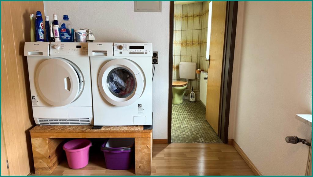Hauswirtschaftsraum in der Erdgeschosswohnung mit...