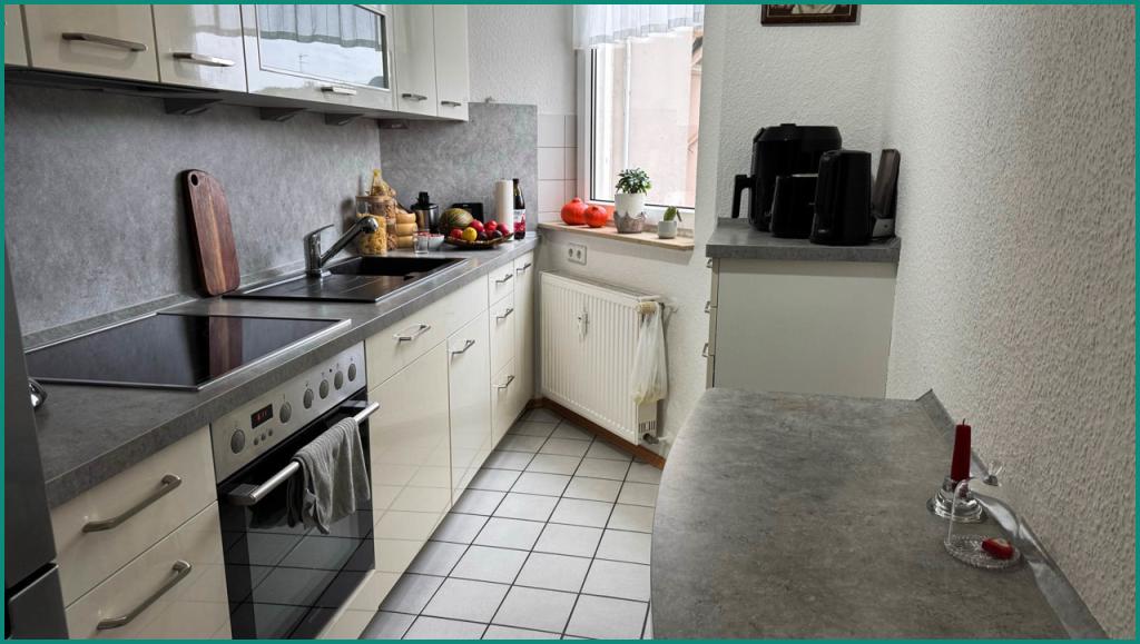 HELLE 3-ZIMMER-WOHNUNG MIT LOGGIA UND TG-STELLPLATZ IM GEPFLEGTEN WOHNHAUS IM ZENTRUM VON RADEVORMWALD - Foto 5