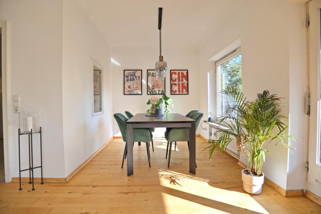 Traumhafte Wohnung im Grünen mit großer Dachterrasse in Hamburg Blankenese - Foto 3