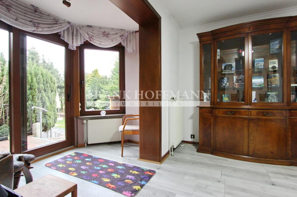 Erker mit Blick in den Garten