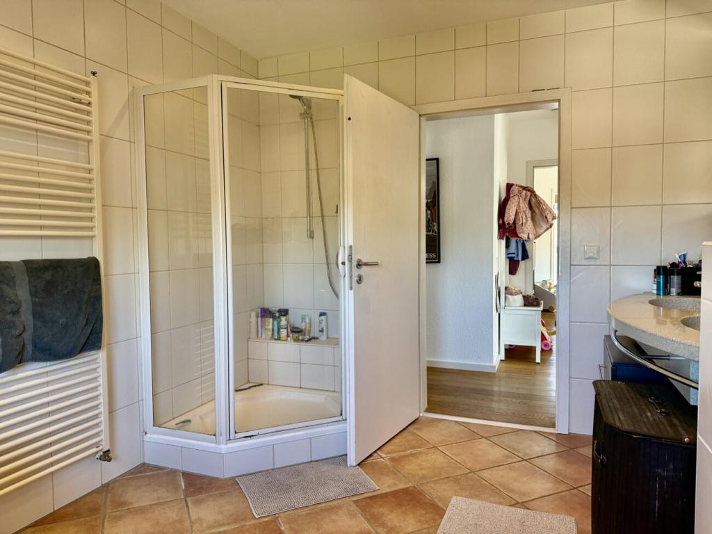 Penthouse mit Weitblick: Großzügige Dachterrasse & Alleinlage auf der Etage - Photo 1