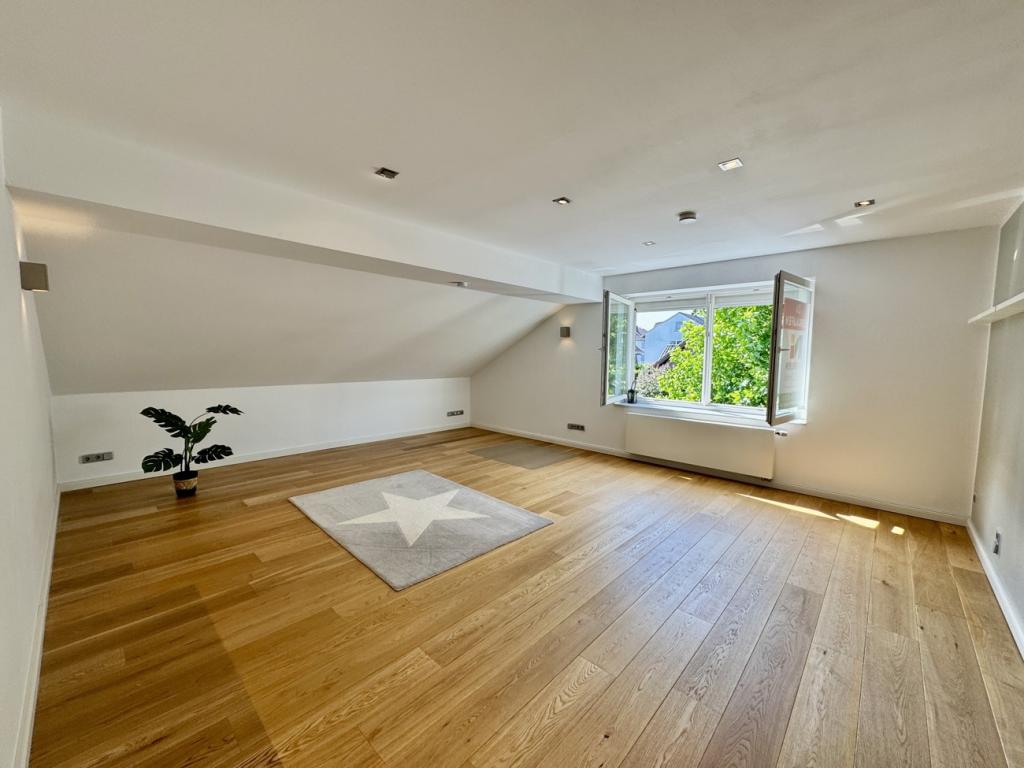 Schlafzimmer I OG
