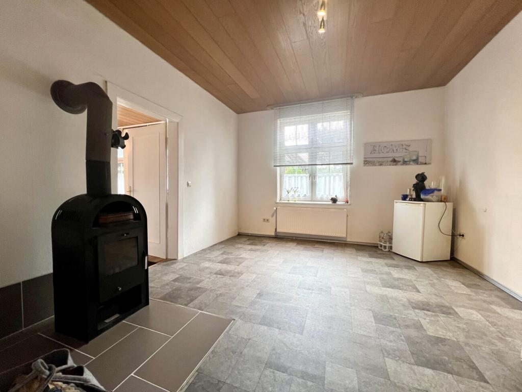 Esszimmer mit Ofenkamin