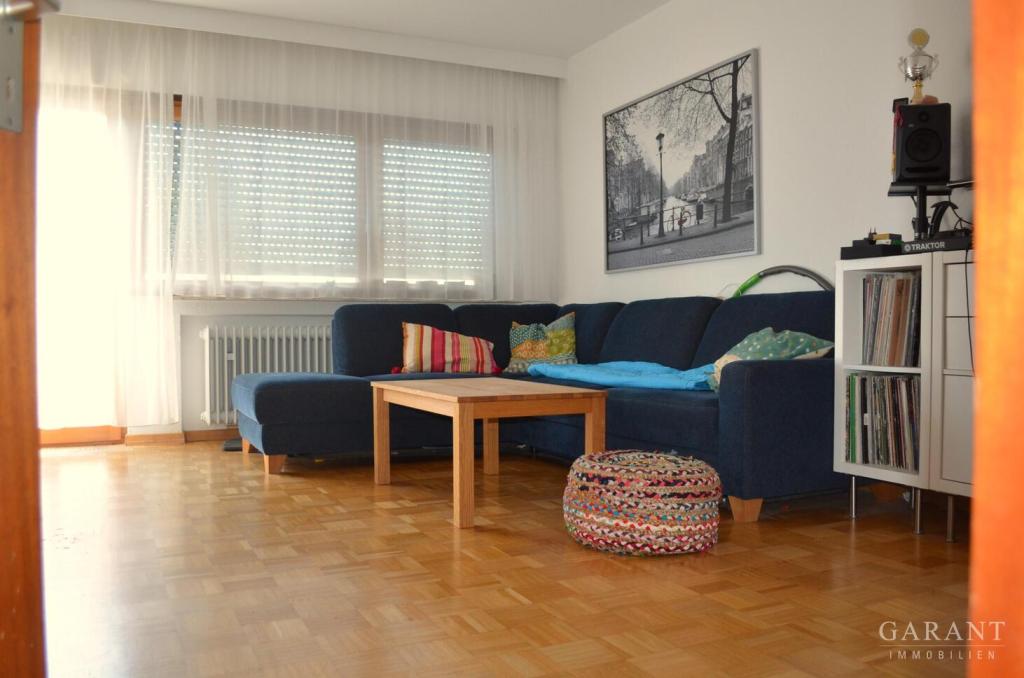 Solide 4 1/2 Zimmer in TOP gesuchter Lage ! - Photo 1