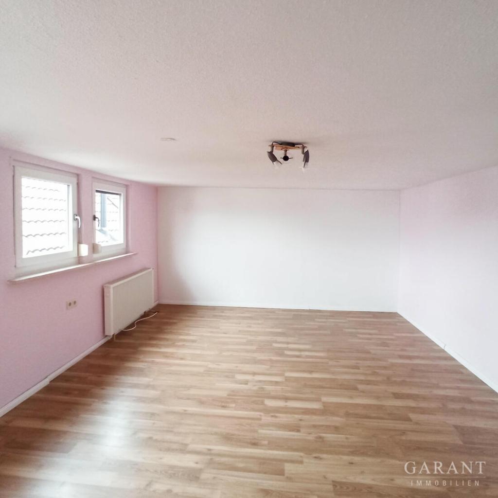 Charmante Doppelhaushälfte mit Garten in begehrter Lage von Augsburg-Göggingen - Photo 2