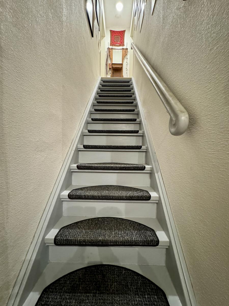 Treppenaufgang ins OG