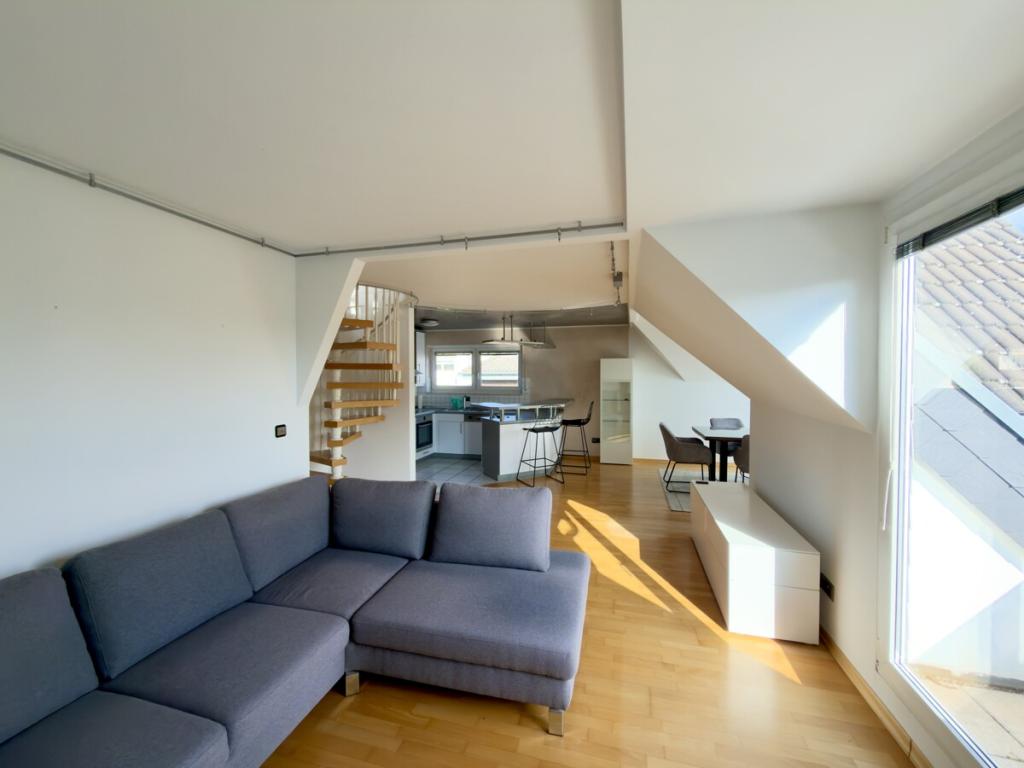 Möblierte Maisonettewohnung 2 Zimmer, Kamin, Klima & Garage in Köln-Porz-Ensen - Foto 4