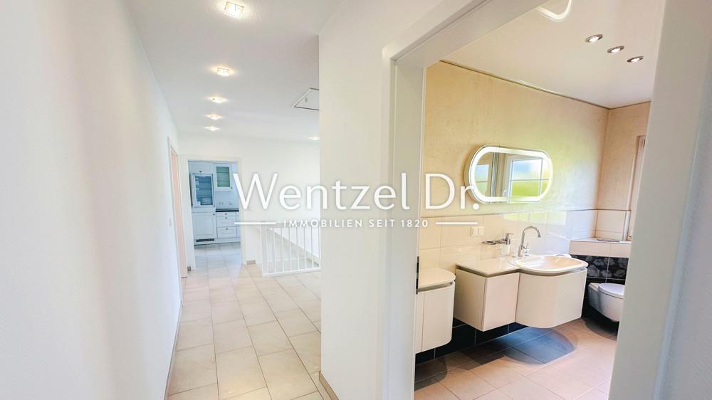 Diele / Badezimmer
