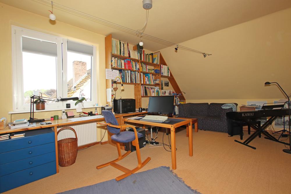 Schlafzimmer/Arbeitszimmer OG