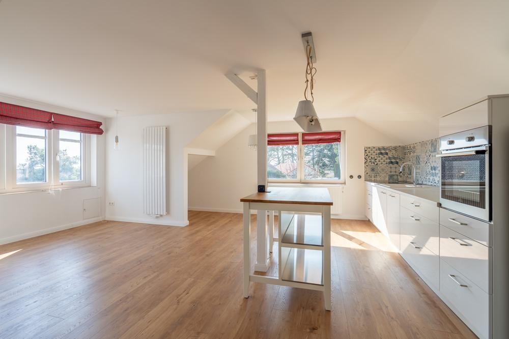 Wohnen/Essen/Kochen Whg. DG