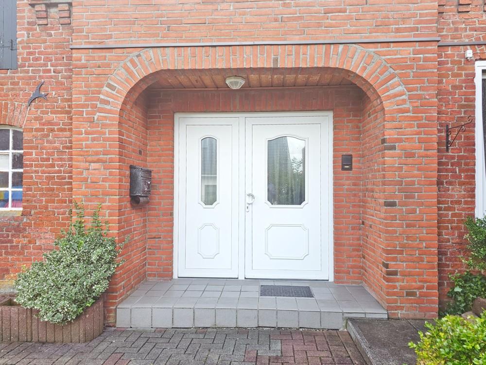 Eingangsbereich zur Dachgeschosswohnung