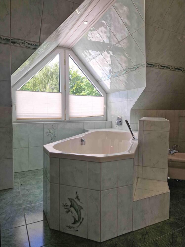 und Badewanne