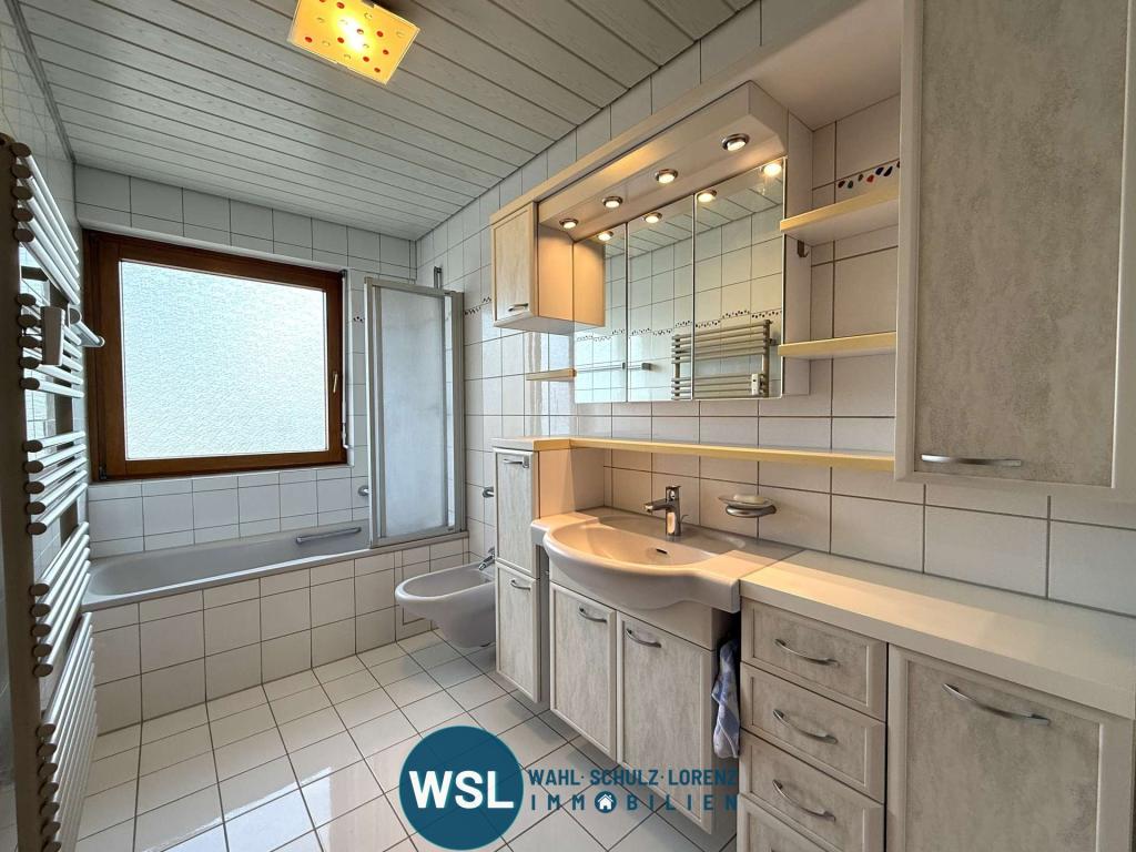WHG 2. OG: Badezimmer