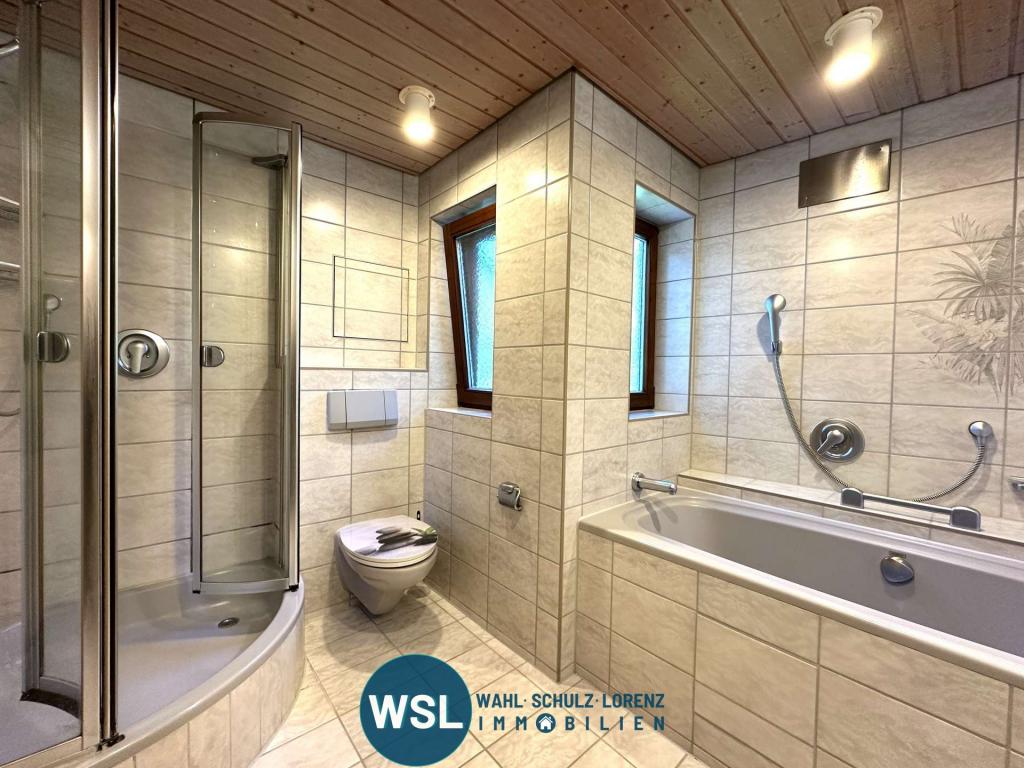 Badezimmer im 2. DG