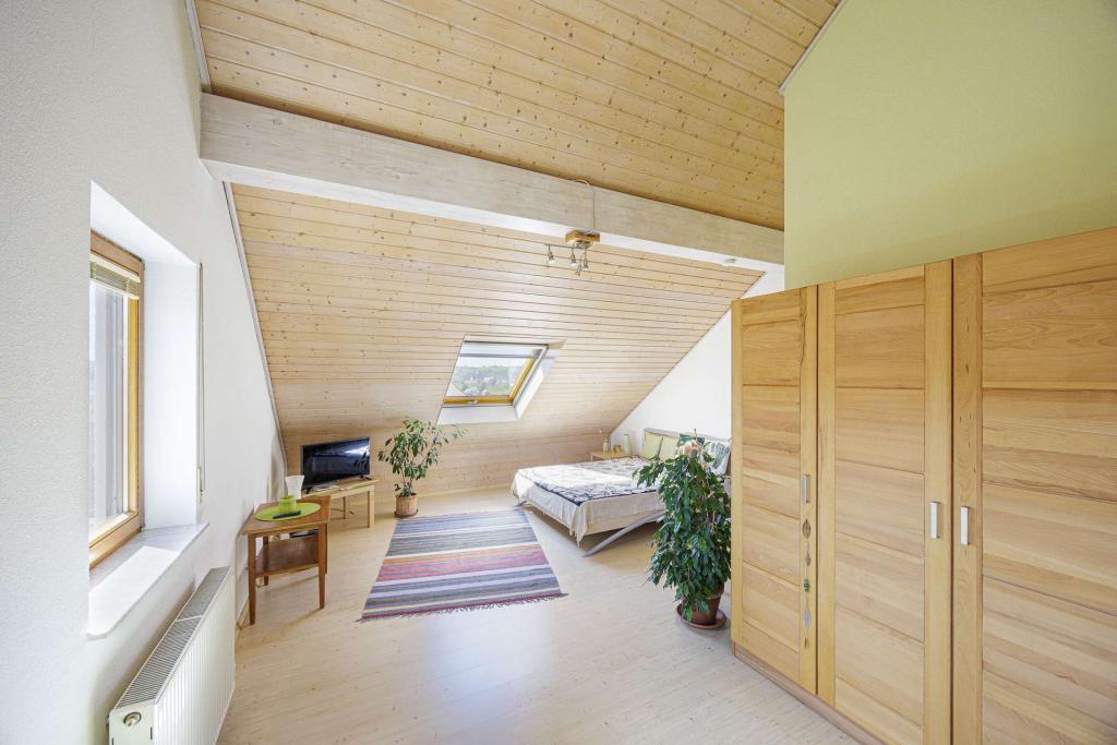 Schlafzimmer Dachgeschoss