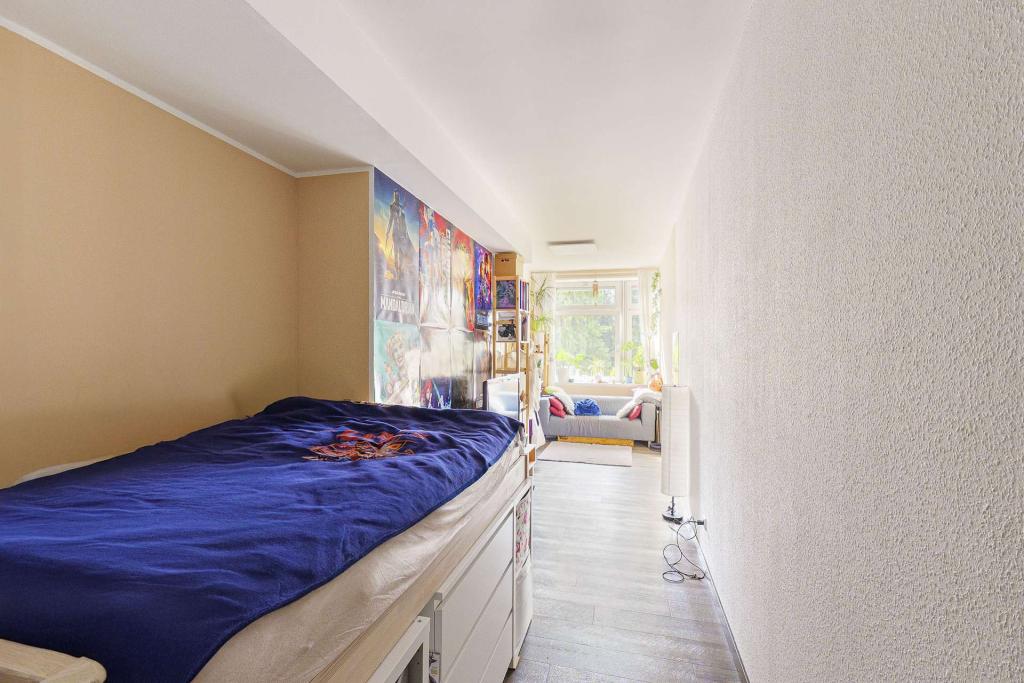 Schlafzimmer 2