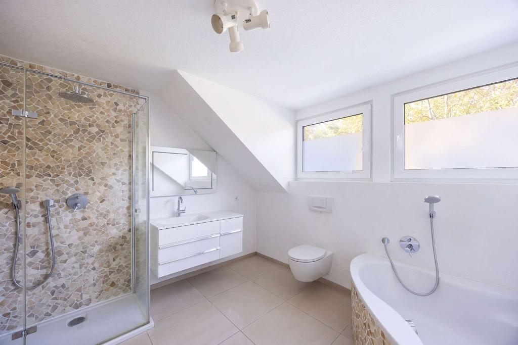 Helle Maisonette mit besonderem Charme - Photo 3