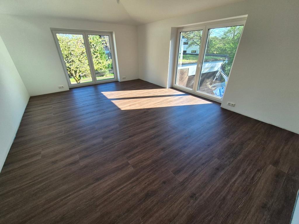 Doppelhaushälfte, Erstbezug, Wärmepumpe in Sasel - Foto 2