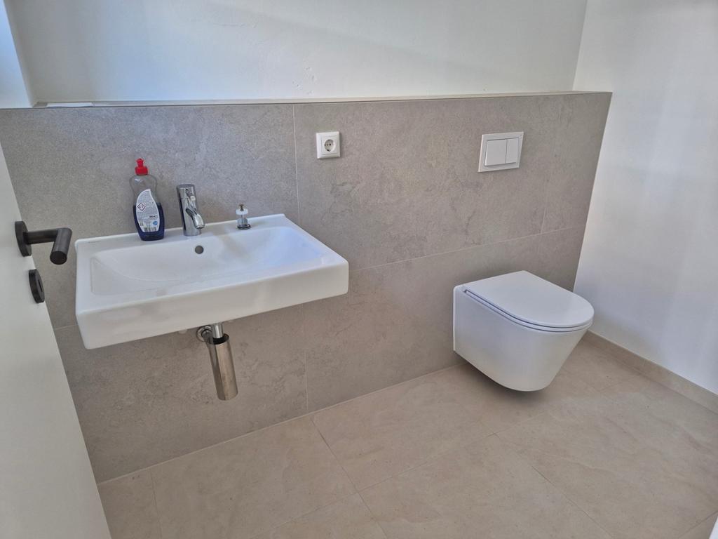 Doppelhaushälfte, Erstbezug, Wärmepumpe in Sasel - Foto 4