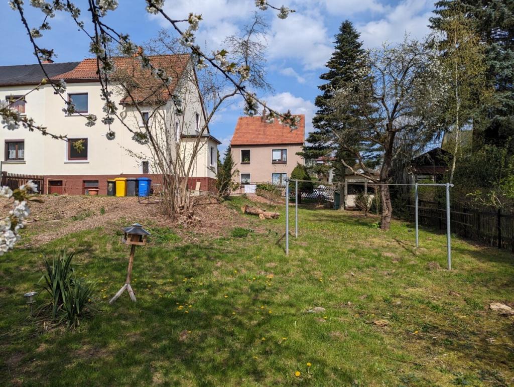 Modernisierte Doppelhaushälfte mit großem, idyllischem Grundstück - Foto 4