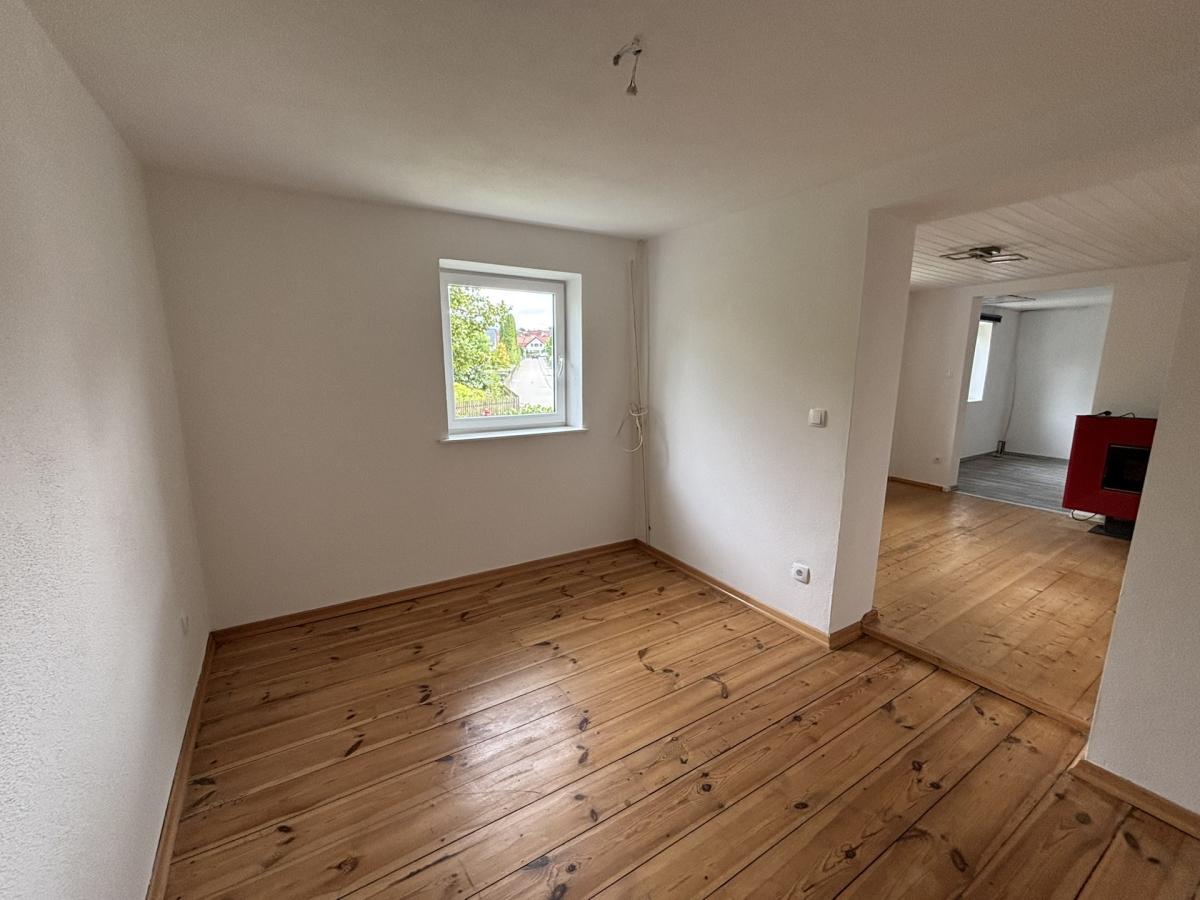 klein-aber-fein-einfamilienhaus-in-frontenhausen-wohngl-ck-de