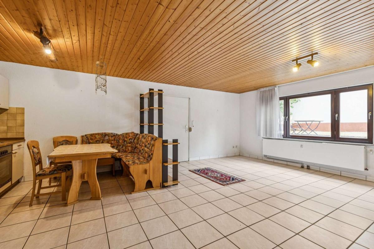 Gepflegtes Einfamilienhaus mit vielseitigen Nutzungsmöglichkeiten in ...
