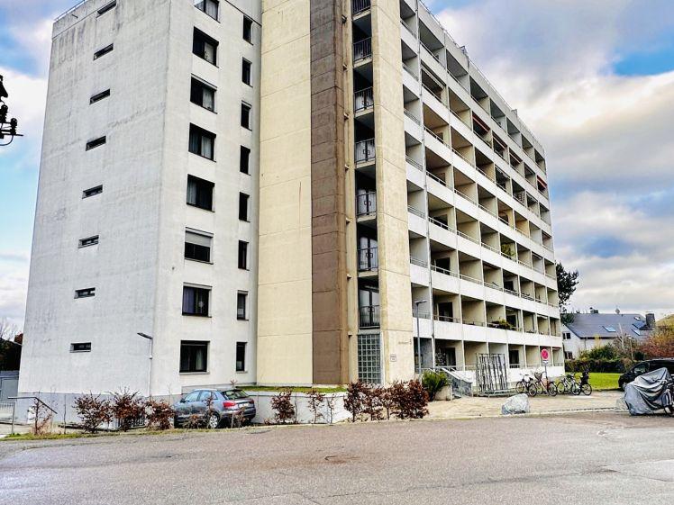 Immobilie in Graben-Neudorf - Attraktive 4-Zimmer-Wohnung mit traumhaftem Ausblick in idyllischer Ortsrandlage - Bild 0