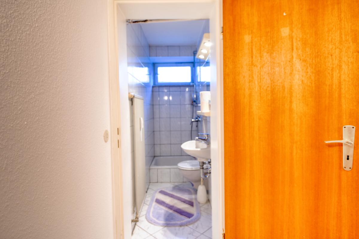 Immobilie in Altrip - 3 ZKB DG & 2 ZKB Souterrain Whg an den Toren Altrips | Sofort beziehbar | Garage & 2 Stellplätze - Bild 16