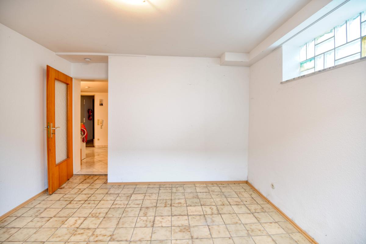 Immobilie in Altrip - 3 ZKB DG & 2 ZKB Souterrain Whg an den Toren Altrips | Sofort beziehbar | Garage & 2 Stellplätze - Bild 13