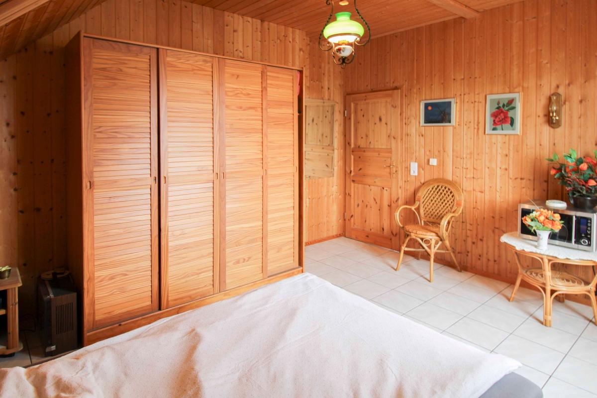 Immobilie in Hückelhoven - Frei stehendes und großzügiges Einfamilienhaus mit Einliegerwohnung in Hückelhoven-Millich - Bild 8