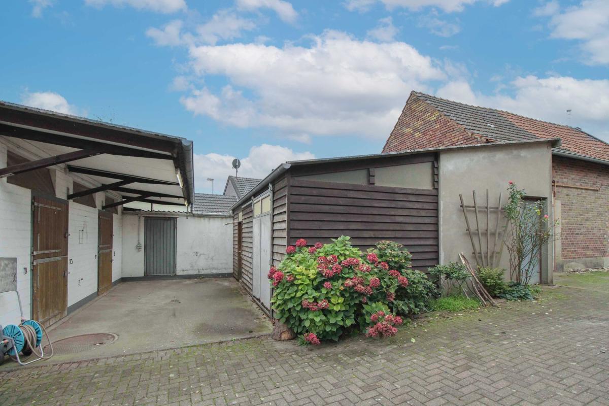 Immobilie in Rommerskirchen - Charmantes Bauernhaus mit kleiner Hofanlage, Nebengebäuden und vielen Nutzungsmöglichkeiten - Bild 13