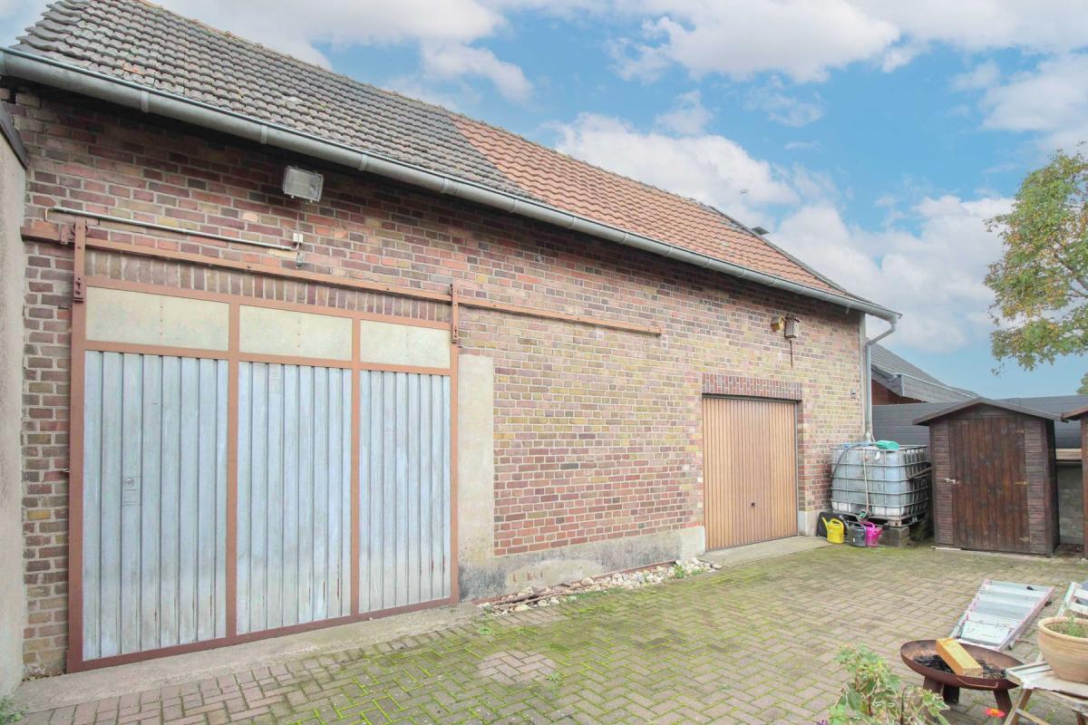 Immobilie in Rommerskirchen - Charmantes Bauernhaus mit kleiner Hofanlage, Nebengebäuden und vielen Nutzungsmöglichkeiten - Bild 12