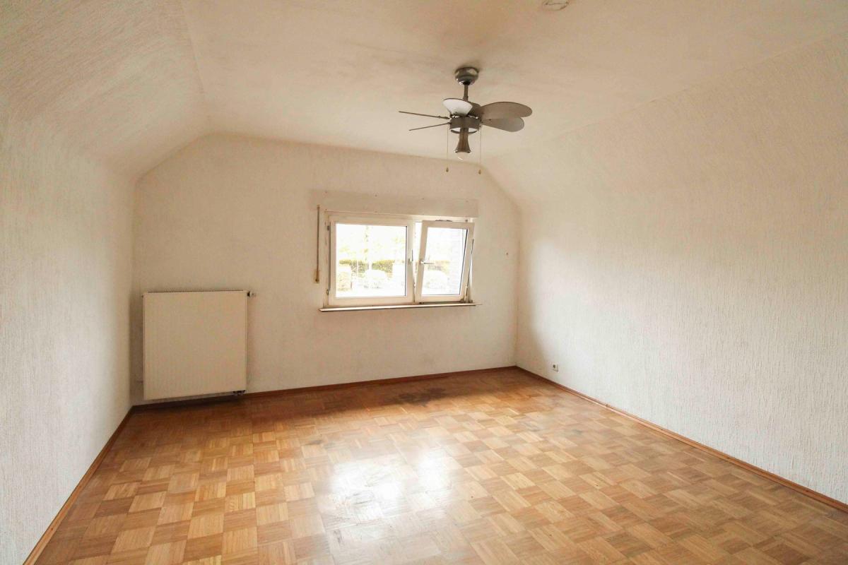 Immobilie in Rommerskirchen - Charmantes Bauernhaus mit kleiner Hofanlage, Nebengebäuden und vielen Nutzungsmöglichkeiten - Bild 6