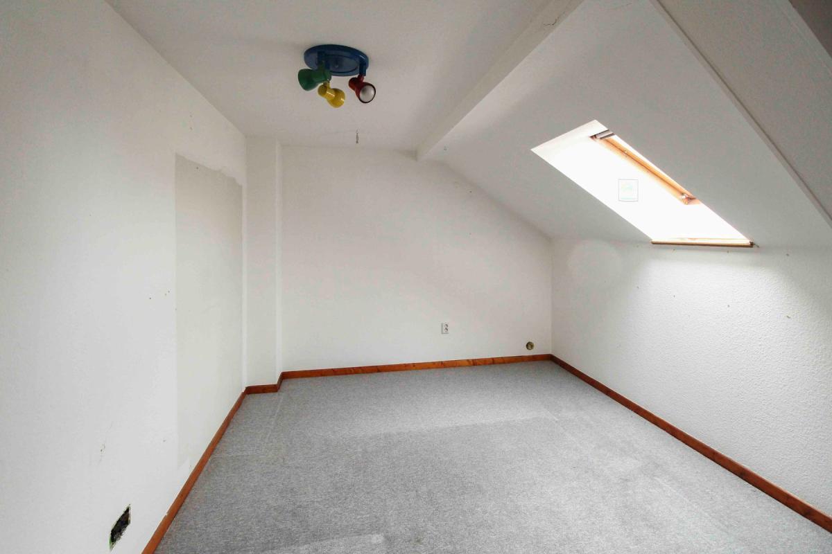 Immobilie in Rommerskirchen - Charmantes Bauernhaus mit kleiner Hofanlage, Nebengebäuden und vielen Nutzungsmöglichkeiten - Bild 7