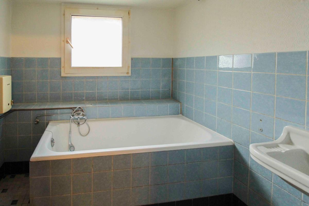 Immobilie in Rommerskirchen - Charmantes Bauernhaus mit kleiner Hofanlage, Nebengebäuden und vielen Nutzungsmöglichkeiten - Bild 8