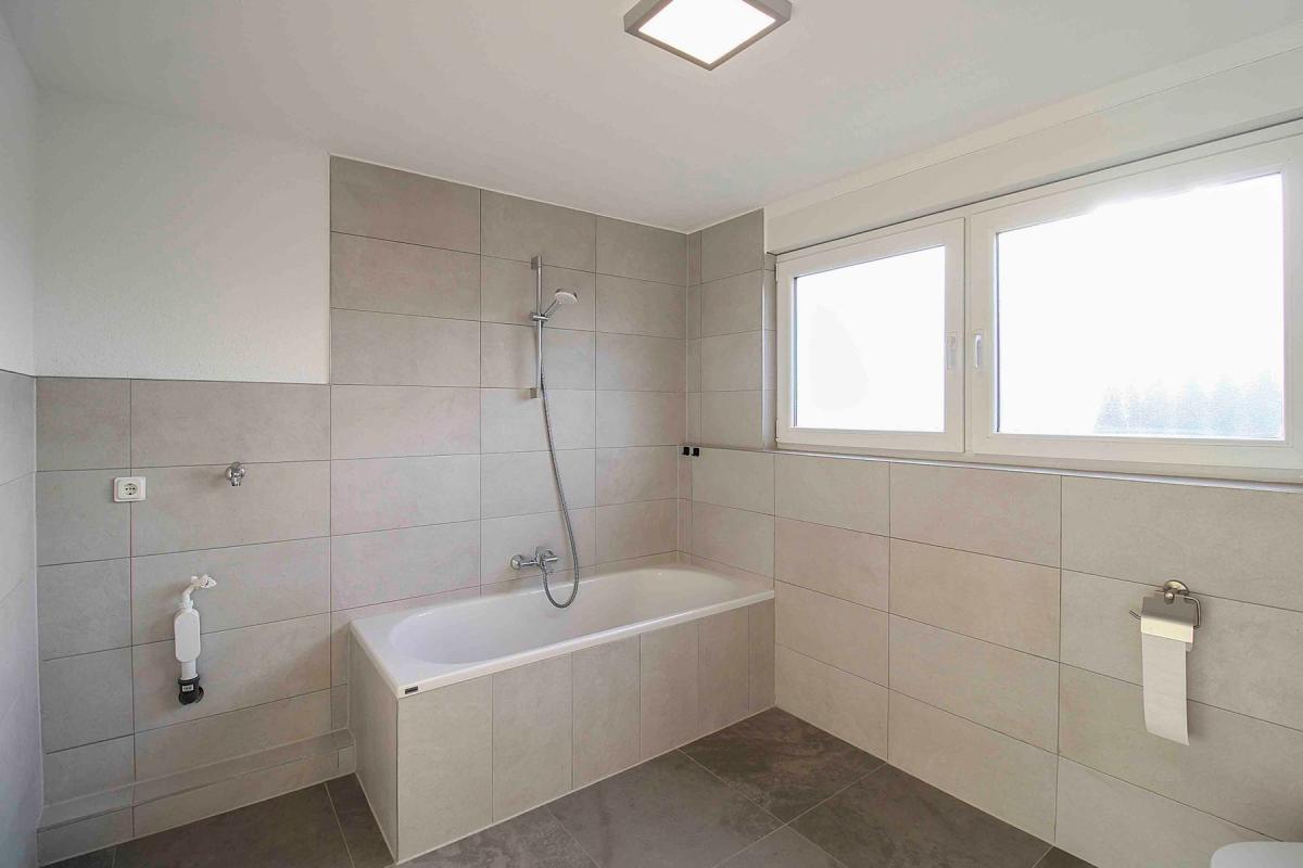 Immobilie in Sinn - Ein Zuhause mit Herz & Möglichkeiten – Charmantes Einfamilienhaus mit Einliegerwohnung in Sinn - Bild 13